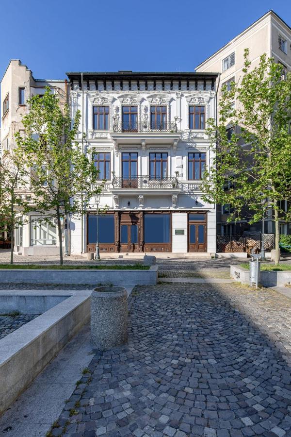Holt Old Town Luxury Suites With Balcony Bucharest Exterior photo