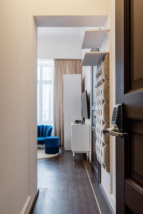 Holt Old Town Luxury Suites With Balcony Bucharest Exterior photo